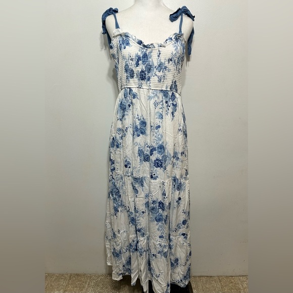 New! Altar’d State Cottagecore Floral Smocked Tiered Midi Dress Size XXL - Picture 6 of 15